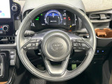 【純正革巻きステアリング】上質な革を使用することで、手にしっかり馴染みとても運転しやすいハンドルです♪