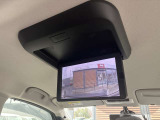 後席にもモニターが付いています!!