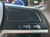 ハンズフリーで電話出来ます。ハンドルから手を放さずに通話出来、安全です。