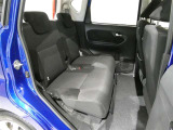 当社の中古車はシートを外して隅々までキレイに仕上げてあります。