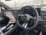 中古車だけではなく、新車も多岐にわたり、正規輸入車販売を行っております。全国選りすぐりの仕入ネットワークの中からあなたにピッタリのお車を探します!【お問い合わせ電話番号072-461-1411】