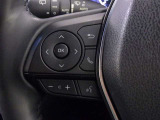 ステアリングスイッチ装備!運転しながら手元でオーディオの操作などができます。