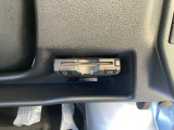 ETC車載器付。ETCが使用可能な道路通行料はキャッシュレスでスマートに走行できます。再セットアップして納車致します。