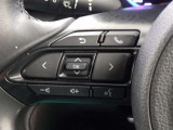 ステアリングスイッチ装備!運転しながら手元でオーディオの操作などができます。