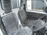 運転席も広々快適です
