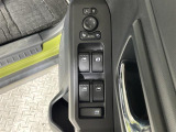 【パワーウインドウ】運転席のスイッチで、各席の窓ガラスの開閉ができます!あると便利ですよね!