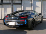 i8  