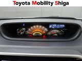 昼でも見やすいシンプルなメーターパネルです。
