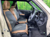 運転席シート廻りは使用感も少なく、良好な状態となっています。丁寧に使われていたことがよくわかりますね。