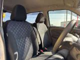 しっかりとした造りのシートで運転も快適に♪