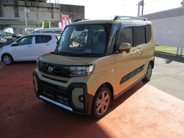 タントファンクロスターボ リミテッド 4WD