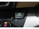 ECONボタンで低燃費モードに☆☆☆ECONスイッチを上手に使ってエコドライブ♪♪環境にもお財布にも優しい装備です☆☆☆