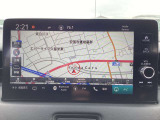 嬉しいナビ付です♪これで遠出も安心です。目的地まで連れて行ってくれます。ドライブが楽しくなりますね。