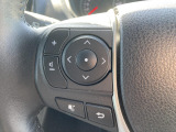 【ステアリングスイッチ】運転中、前方から目線をそらすことなく、オーディオ等の操作が可能な便利機能!安心&快適なドライブを演出してくれます♪