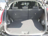 広くて、使い易いラゲッジスペース。