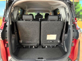 普段のお買い物や通勤、送迎等に十分な荷室スペースを確保しております。セカンドシートを倒すと、大きな荷物の積載も可能です♪