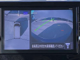 車の上から見下ろしたような360度見えるアラウンドビューモニター搭載してます!狭い駐車場や暗い場所でも安心して駐車出来ます!