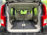 後席を格納すると、これだけの広さが!シーンに合わせたシートアレンジで、大きな荷物も積むことが出来ます♪