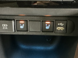運転席/助手席シートヒーターで寒い日もすぐに温かくなり快適に過ごせます
