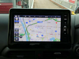 操作性の良い日産純正メモリーナビ。