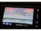 バックカメラが装備されており、後方の安全確認はもちろんのこと狭い場所での駐車や雨の日・夜間など視界の悪いコンディションでのストレスの軽減にもなります!