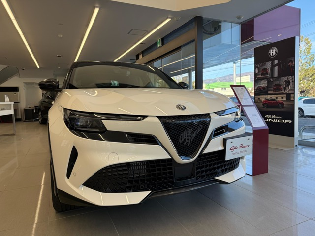 ジュニア  イブリダ エディツィオーネ ビアンコ