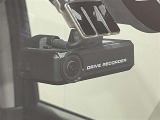 万が一のトラブルのときにも役に立つドライブレコーダーを装備しています。側面衝突や幅寄せ・割り込み対策に!