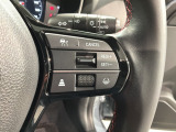 クルーズコントロールを装備しています。高速道路などで一定の速度で走ってくれるので運転が楽ですよ!速度を設定できますので、スピードの出しすぎにも注意できます。