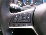 ステアリングスイッチ装備!オーディオ操作等もスマートに♪