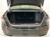 トランクスペースも広々です! お出かけ等の大きな荷物も沢山詰め込めます。