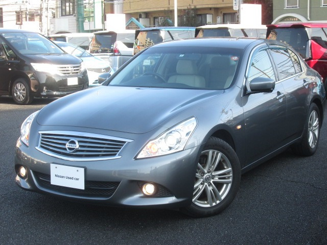 スカイライン2.5 250GT