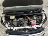 エンジンルームはこのようになっております♪