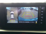 全方位ビューモニター、バックガイドモニター付いております!車庫入れの際にあると役立ちますよ♪
