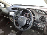 分かりやすく操作しやすい運転席まわりです☆