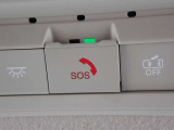 あおり運転や急病、事故など緊急時にオペレーターに繋がり警察や消防への手配をサポートしてくれて安心のSOSコール