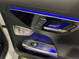 メモリー付き電動シートも装備されておりますのでシート位置を3パターン記憶できます。