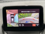 【360&deg;ビューモニター】専用のカメラにより、上から見下ろしたような視点で360度クルマの周囲を確認することができます☆死角部分も確認しやすく、狭い場所での切り返しや駐車もスムーズに行えます。