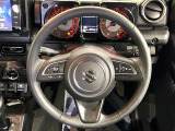 【純正革巻きステアリング】上質な革を使用することで、手にしっかり馴染みとても運転しやすいハンドルです♪