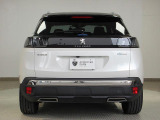 Peugeotとひと目でわかるリヤビュー