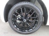 おしゃれは足元から!全体の印象をグッと引き締めるアルミホイールを装備しています★