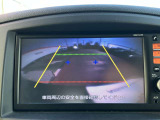 バックモニター目視では見えない車両後部もバッチリ見えます♪今では必需品ですよね。