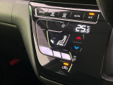 【オートエアコン】一度お好みの温度に設定すれば、車内の温度を検知し風量や温度を自動で調整。暑い&hellip;寒い&hellip;と何度もスイッチ操作をする必要はありません。快適な車内空間には必須の機能ですね♪