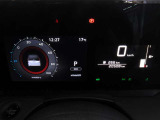 シンプルなメーターになっており、とても見やすくなっております!平均燃費、ガソリン残量、時刻や走行距離などしっかり確認できます!