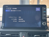 ホンダ純正ギャザズナビ《LXM-242ZFNi》を装着しております。
