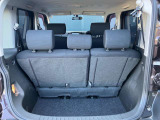 リヤシートを倒さなくても余裕の荷室!!