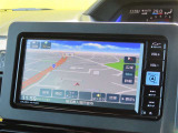 純正メモリーナビを装着。(DVD・フルセグTVの視聴、Bluetoothの接続可能)