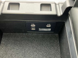 Type‐C充電器もついておりスマホ充電もバッチリ!
