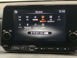 純正のディスプレイオーディオが装備されています。スマートフォンと連携でApple CarPlayやAndroid autoが使用できます。