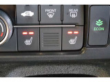 シートヒーター装備付き車!!座席に埋め込まれた電熱線によりシートを暖めることが出来る装備で、温められたシートは、寒い冬には最適です!!