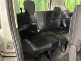 3列目シートはもちろん状態良好☆大人でもゆったりと座って頂けますので、大人数でのお出かけもラクラクです♪ご家族で、気の知れた仲間で、ドライブに行くのが楽しみですね♪